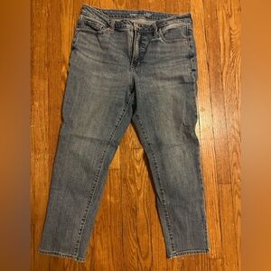 Old Navy cropped Mom jeans